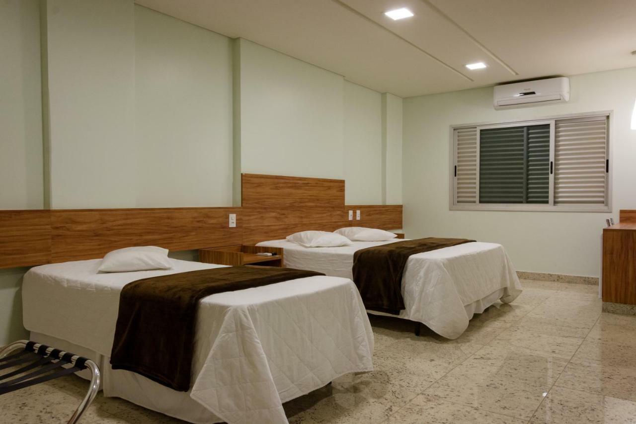 Lindóya Hotel Catalão Dış mekan fotoğraf