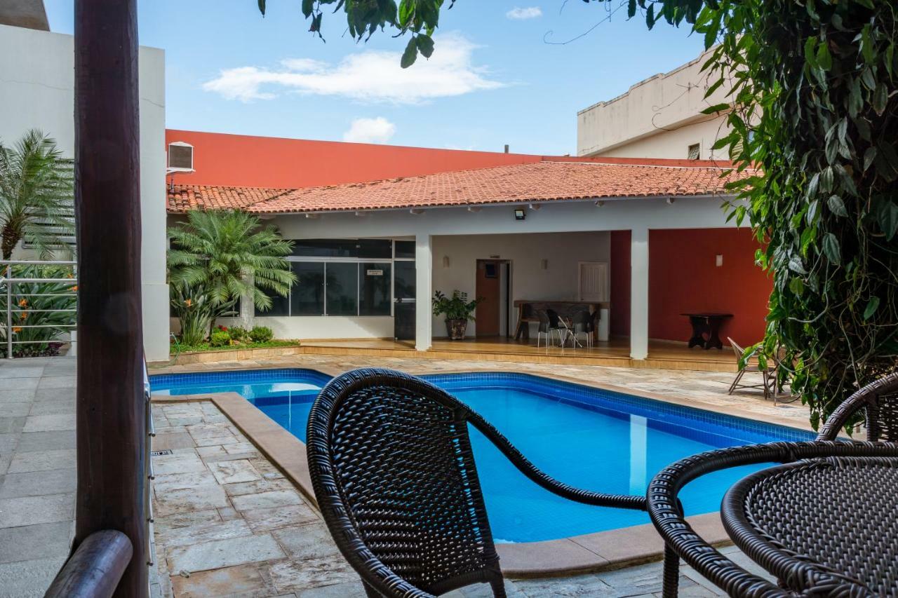 Lindóya Hotel Catalão Dış mekan fotoğraf